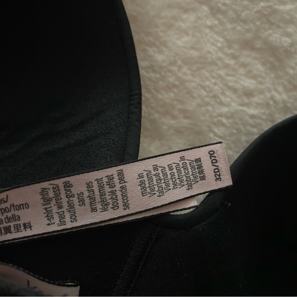 THE T-SHIRT Lightly-Lined Wireless No Wire/ Sans Armature Bra 32D - Picture 4 of 4